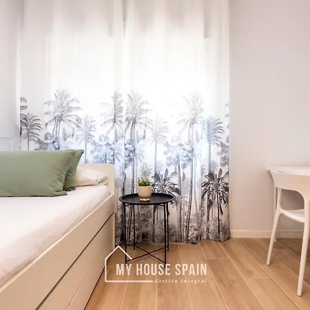 Myhousespain - Piso Reformado Con Patio Privado Apartment