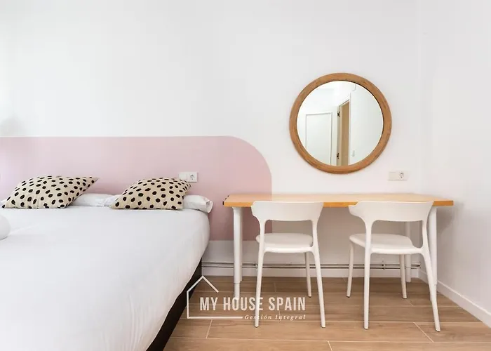 Myhousespain - Piso Reformado Con Patio Privado Διαμέρισμα Χιχόν