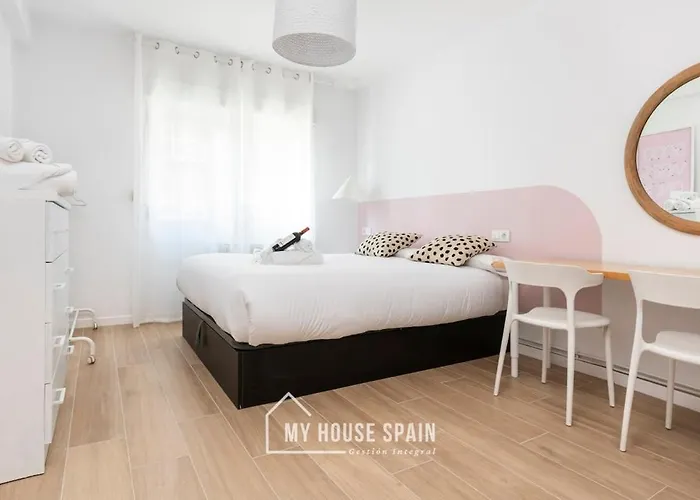 Διαμέρισμα Myhousespain - Piso Reformado Con Patio Privado Χιχόν