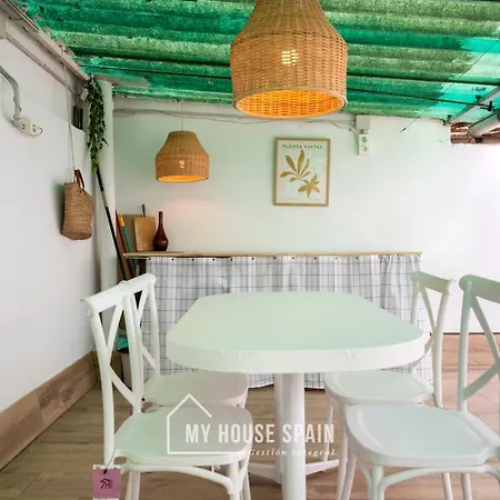 דירה Myhousespain - Piso Reformado Con Patio Privado *